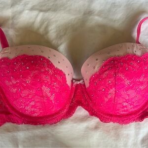 Victoria’s Secret pink lined push up bra with rhinestones size 32 DD